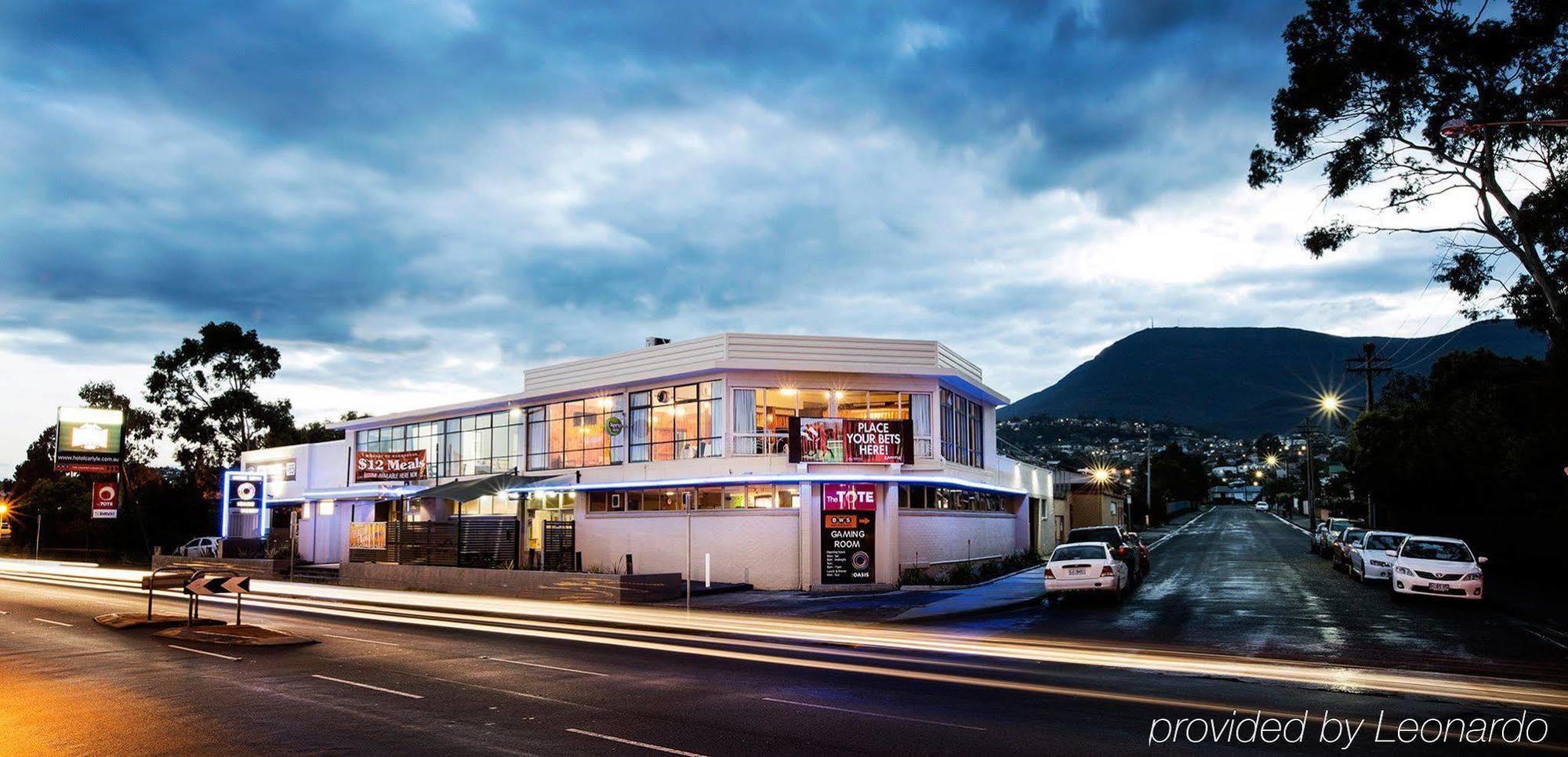 Nightcap At Carlyle Hotel Derwent Park Buitenkant foto
