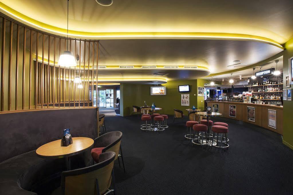 Nightcap At Carlyle Hotel Derwent Park Buitenkant foto