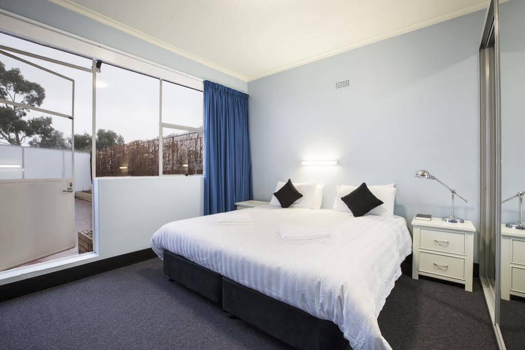 Nightcap At Carlyle Hotel Derwent Park Buitenkant foto